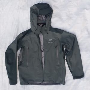 Arc'teryx Beta Ar gore-tex pro men's jacket.